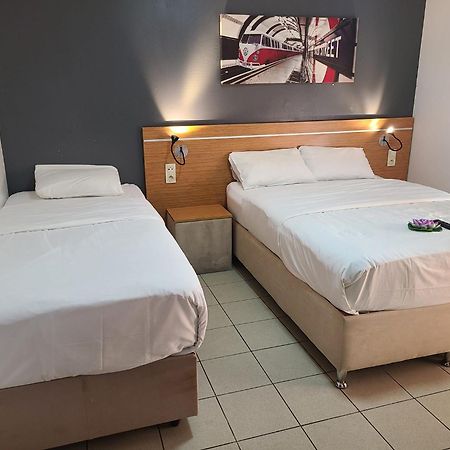 Hotel Victoire, Poitiers Gare Kültér fotó